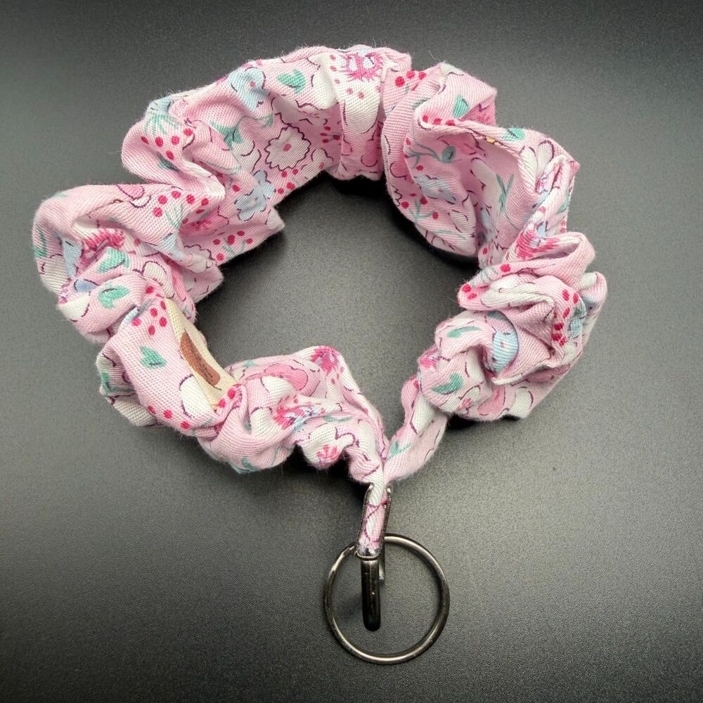 Handmade One Size Scrunchie Key Fob Wristlet Womens Pink Floral Cotton Key ring